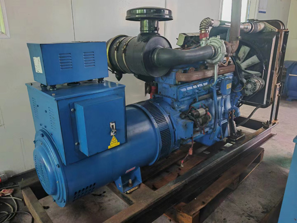 张家港100kW柴油发电机组使用多级机油有哪些优缺点？